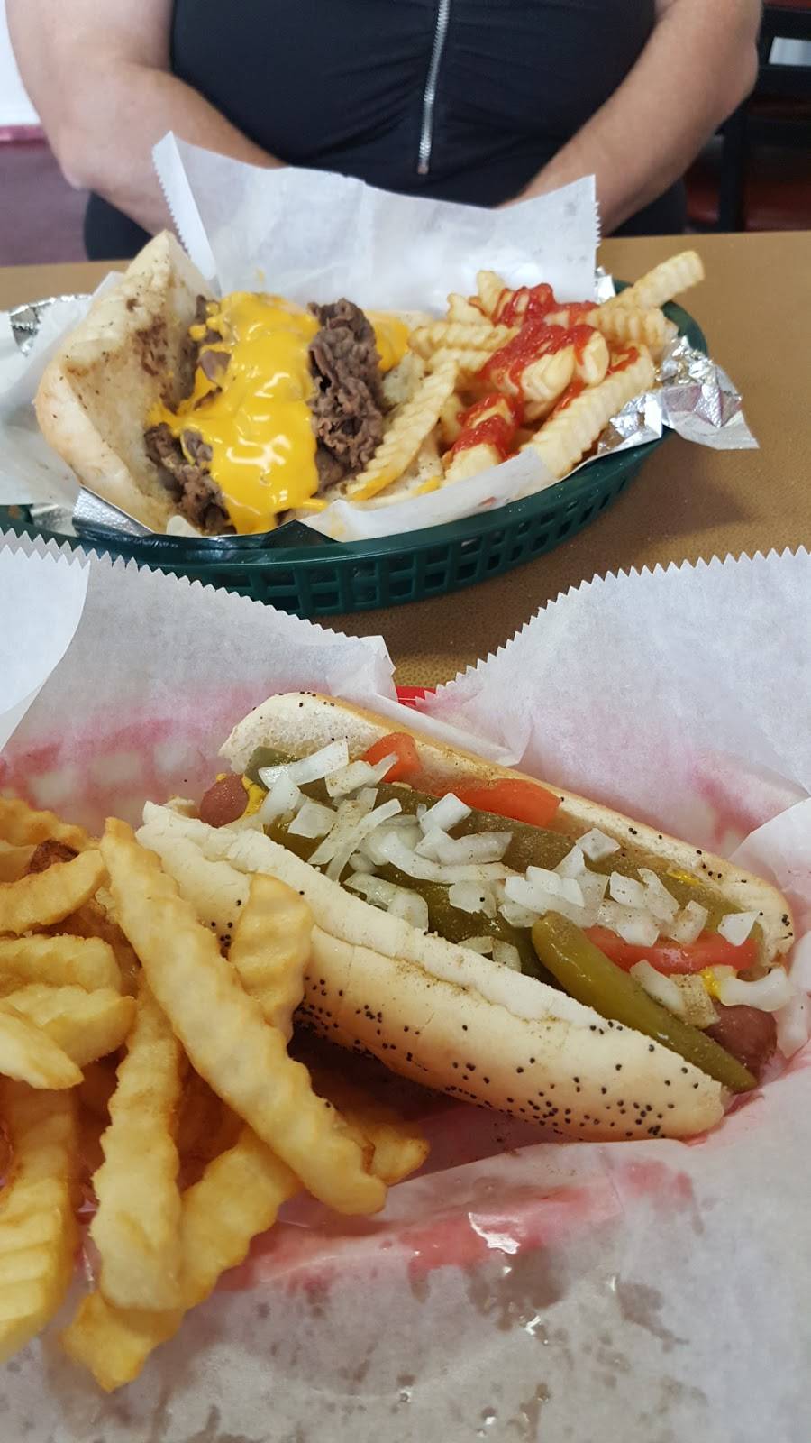 Mr Rustys Taste of Chicago | restaurant | 1859 Winchester Rd, Memphis, TN 38116, USA | 9013459905 OR +1 901-345-9905