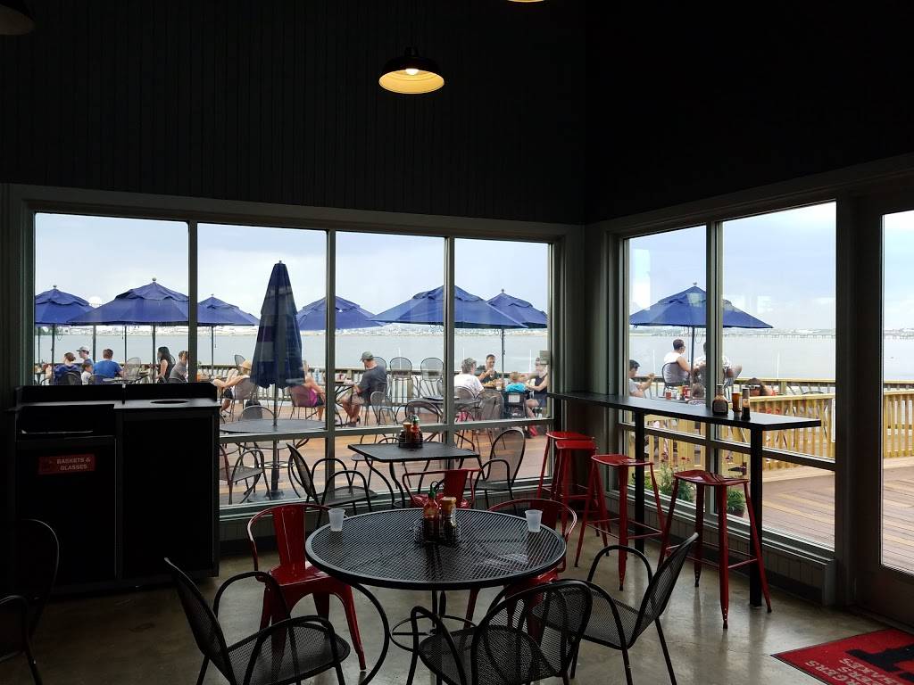 Triple Craft | restaurant | 1 Marina Dr, Alexandria, VA 22314, USA | 7035480001 OR +1 703-548-0001