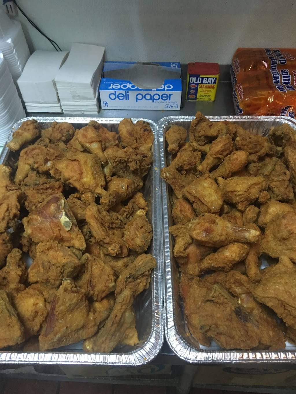 Wyoming Fresh Fish and Seafood | restaurant | 15151 Wyoming Ave, Detroit, MI 48238, USA | 3139310300 OR +1 313-931-0300