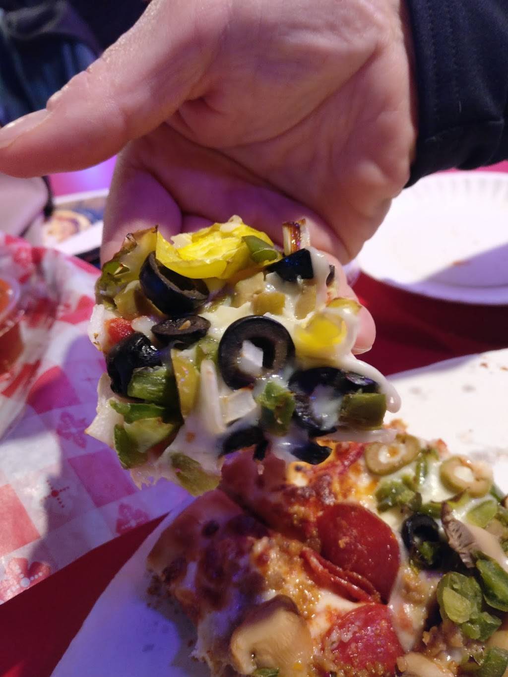 Double Deuce Tavern and Family Pizzeria | restaurant | 5186 Brandt Pike, Huber Heights, OH 45424, USA | 9372209624 OR +1 937-220-9624