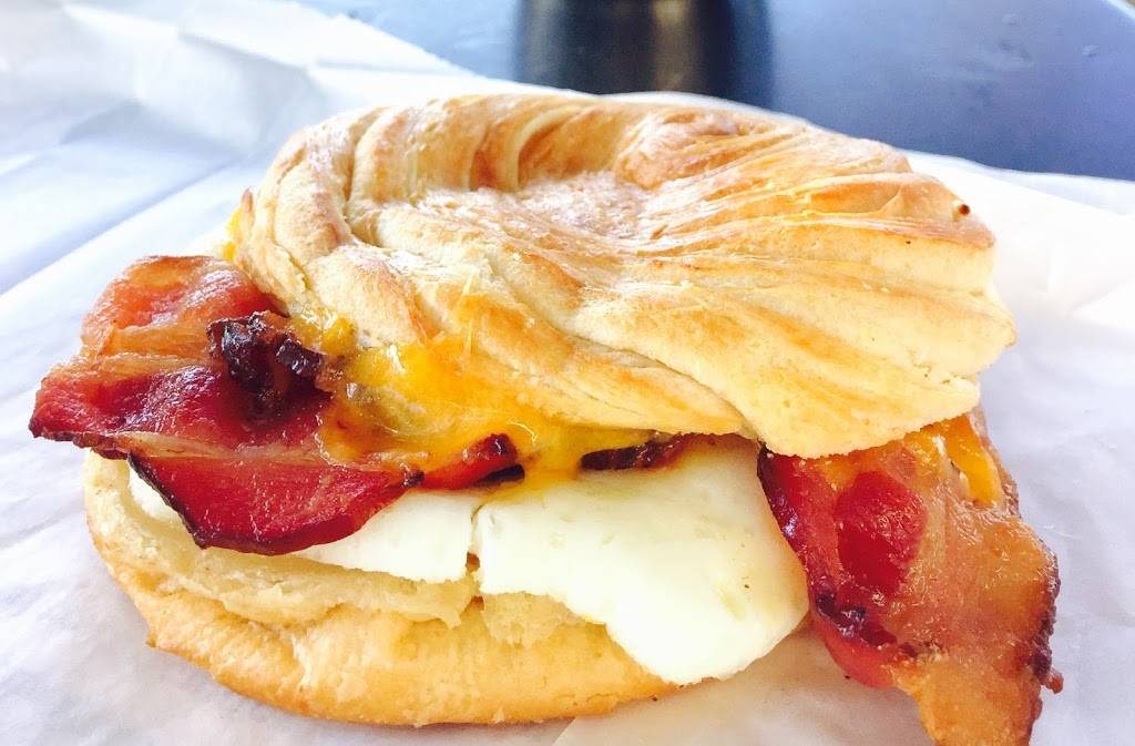 Starbucks | cafe | 2671 Blanding Ave D, Alameda, CA 94501, USA | 5103371091 OR +1 510-337-1091