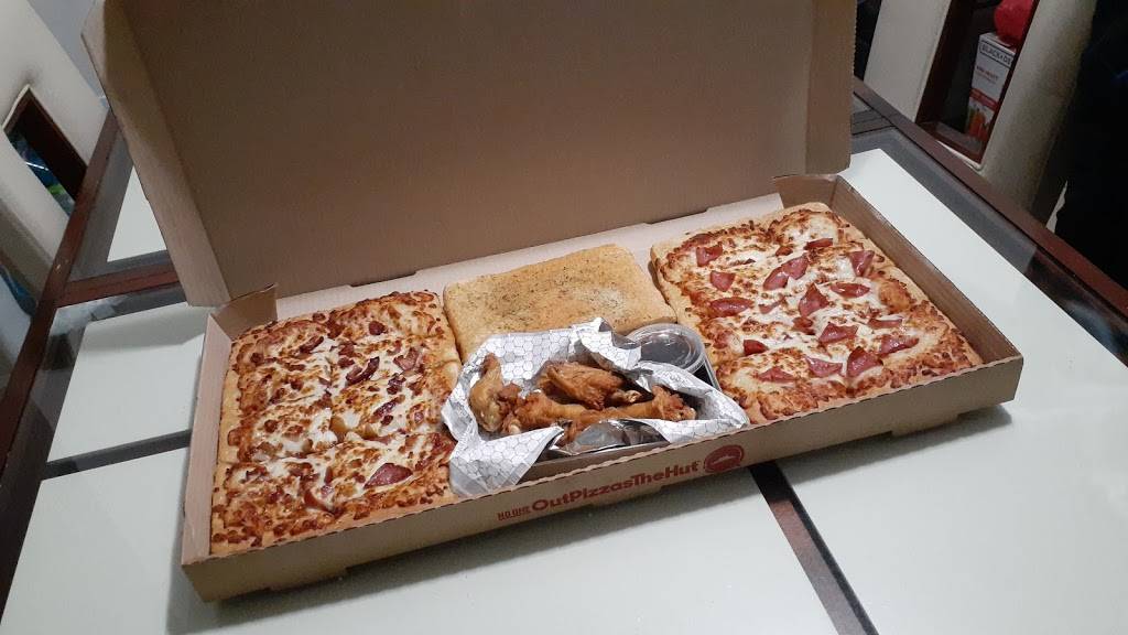 Pizza Hut | meal takeaway | 7333 SW 152nd Ave, Miami, FL 33193, USA | 3053856940 OR +1 305-385-6940