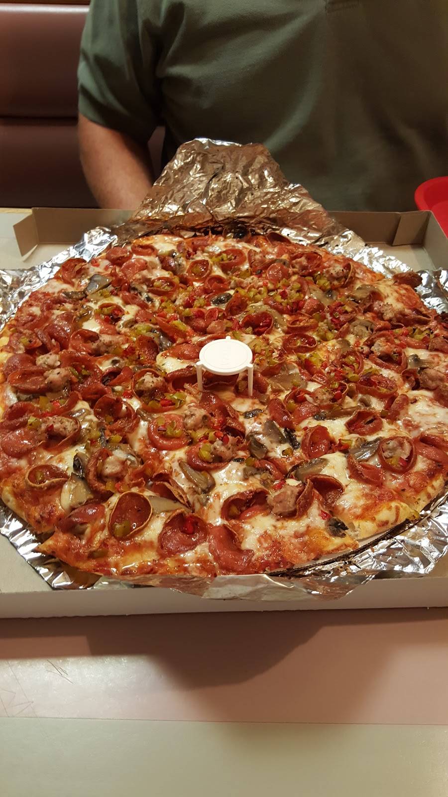 Joes Pizzeria | restaurant | 4313 Airway Rd, Dayton, OH 45431, USA | 9372538154 OR +1 937-253-8154
