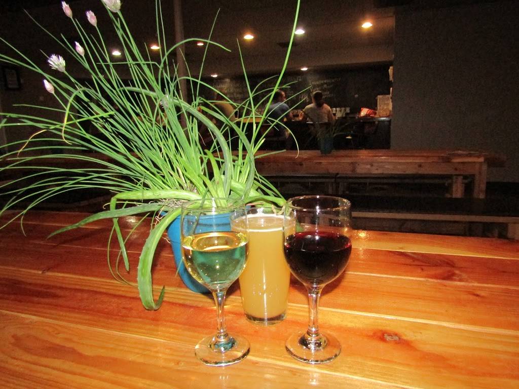 Happy Tap | restaurant | 1757 S 8th St, Colorado Springs, CO 80905, USA | 7195029093 OR +1 719-502-9093