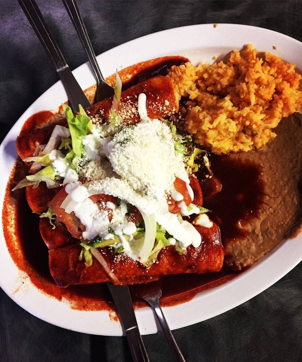 La Peña Mexicana | restaurant | 3013, 609 W Cypress St, Kennett Square, PA 19348, USA | 6109252651 OR +1 610-925-2651