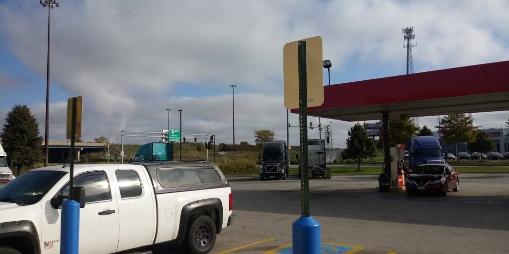 Pilot Travel Center | restaurant | 301 N Ridge Rd, Minooka, IL 60447, USA | 8154674416 OR +1 815-467-4416