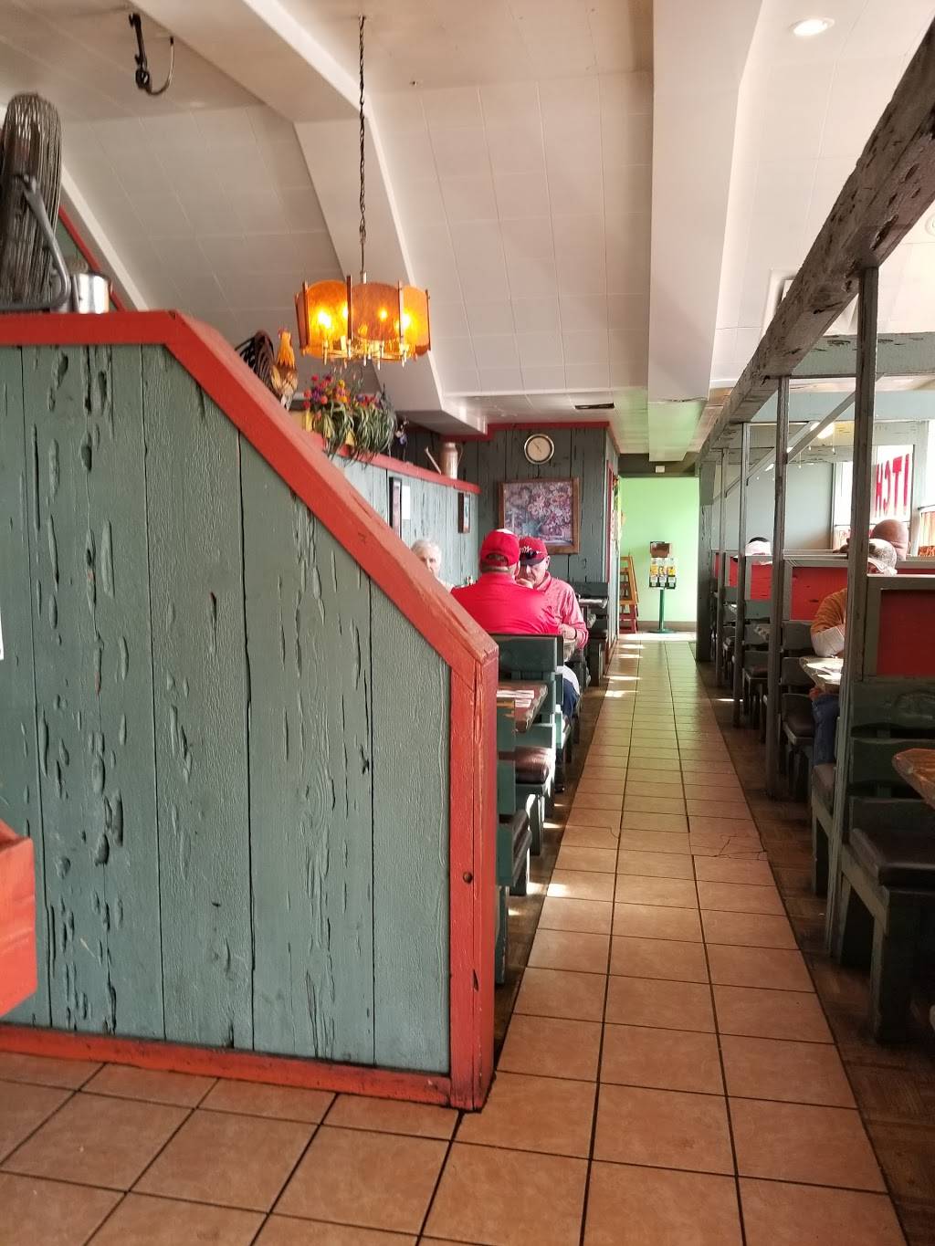 BJs Kountry Kitchen | restaurant | 4944 N Blackstone Ave, Fresno, CA 93726, USA | 5592288864 OR +1 559-228-8864