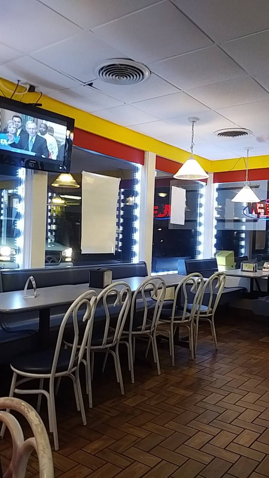 Da Catch Fish & Chicken | restaurant | 6256, 4410 Charles St, Rockford, IL 61108, USA | 7794232122 OR +1 779-423-2122