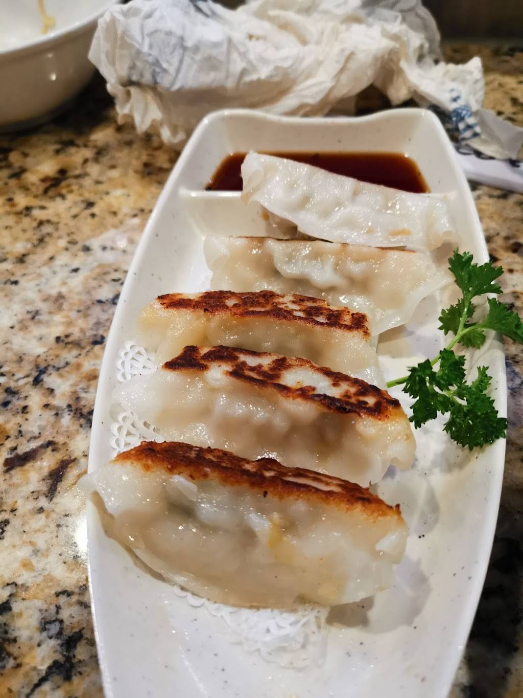 Yoshi | restaurant | 4050 Bellaire Blvd, Houston, TX 77025, USA | 8328315258 OR +1 832-831-5258