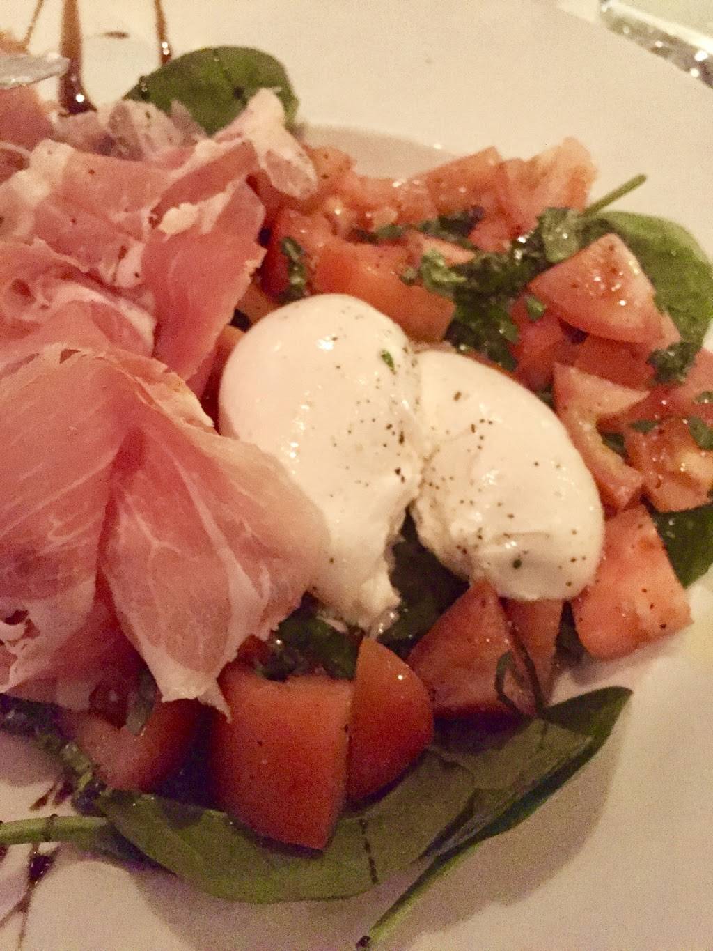 Restaurant Il Martini | restaurant | 17 Chemin de la Rabastalière O, Saint-Bruno-de-Montarville, QC J3V 1Y7, Canada | 4504412547 OR +1 450-441-2547