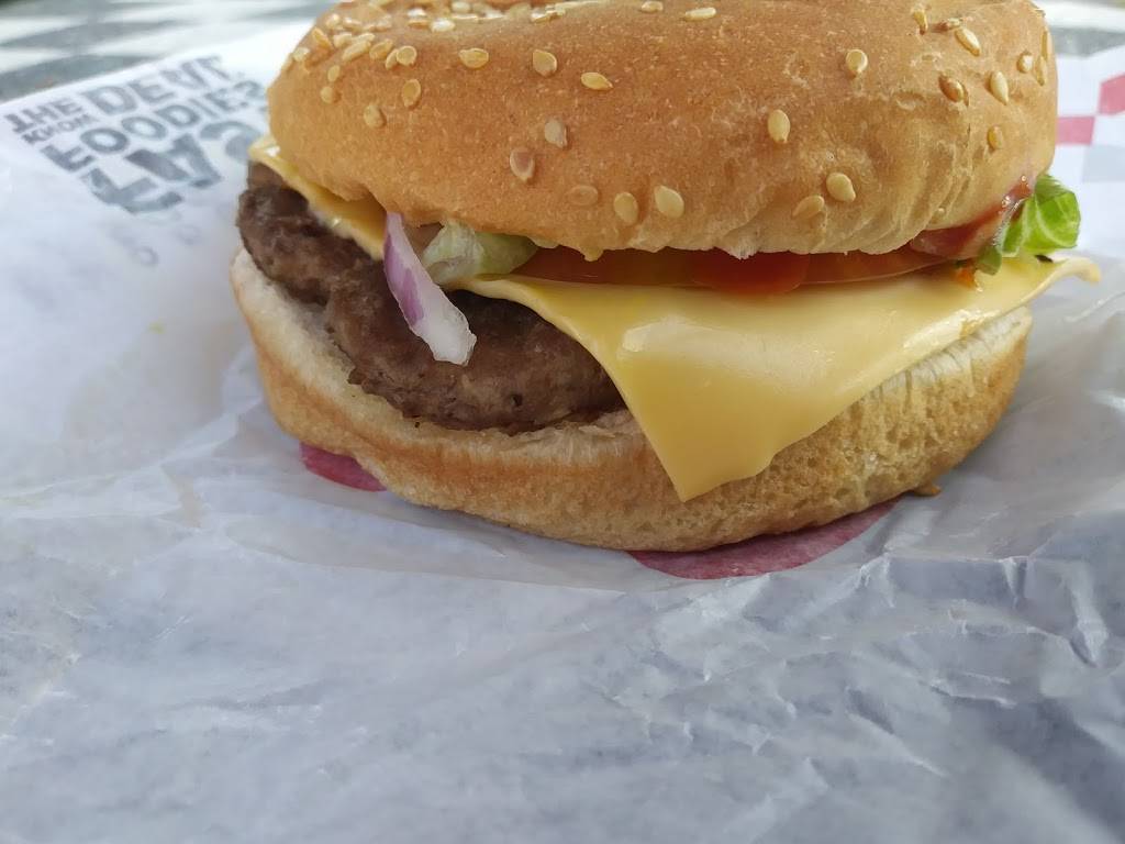 Checkers | restaurant | 100 34th St S, St. Petersburg, FL 33711, USA | 7273272196 OR +1 727-327-2196