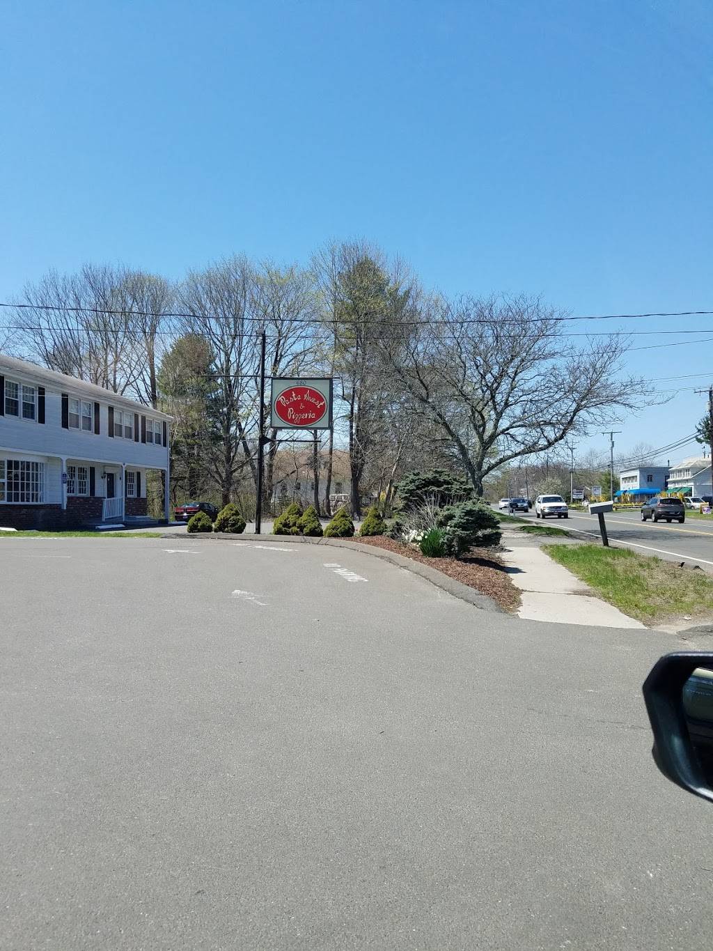 Pasta Avest & Pizzeria | restaurant | 680 Boston Post Rd, Guilford, CT 06437, USA | 2034538779 OR +1 203-453-8779