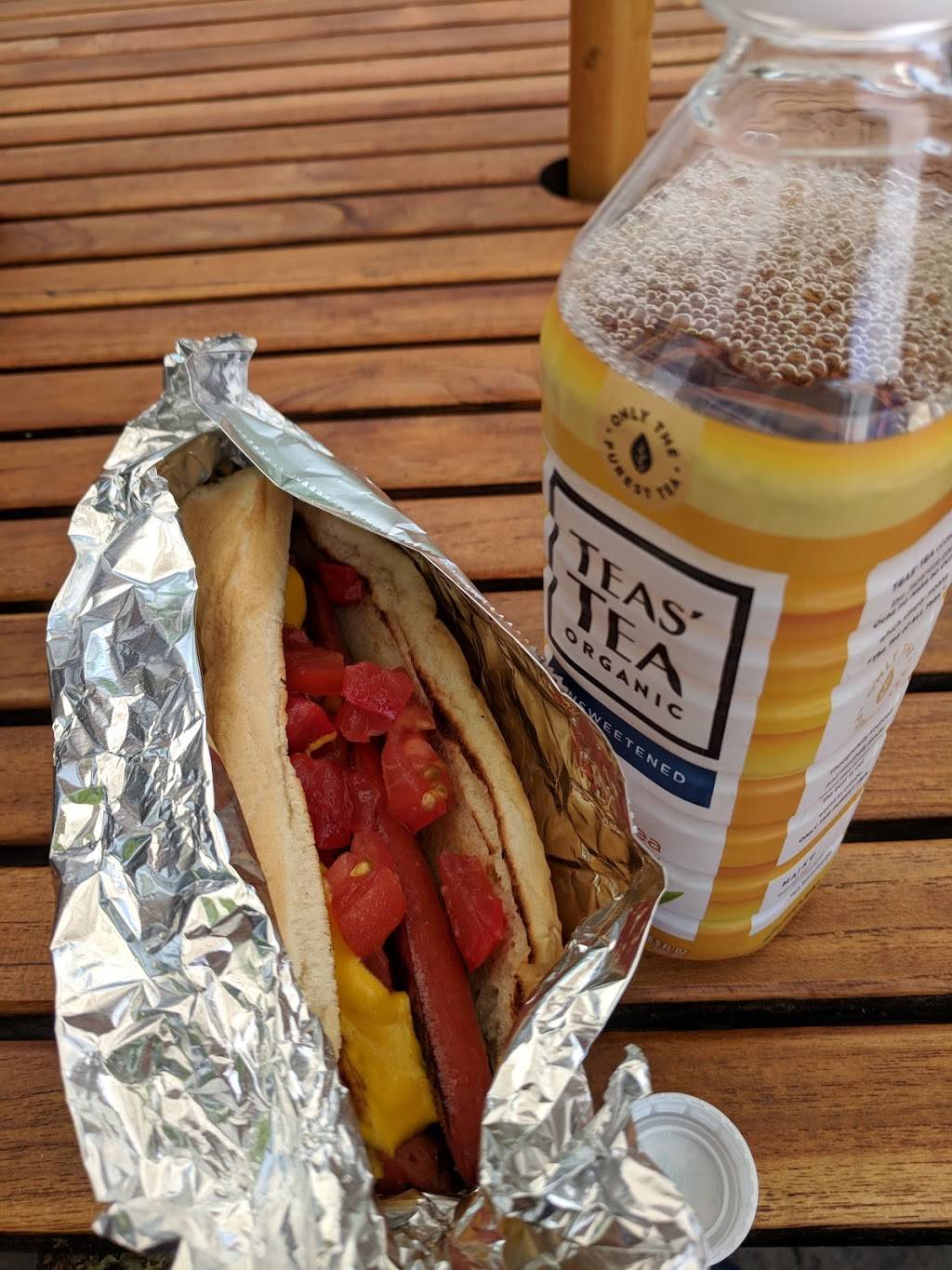 Gourmet Franks | restaurant | 199 Stanford Shopping Center, Palo Alto, CA 94304, USA | 6503277246 OR +1 650-327-7246