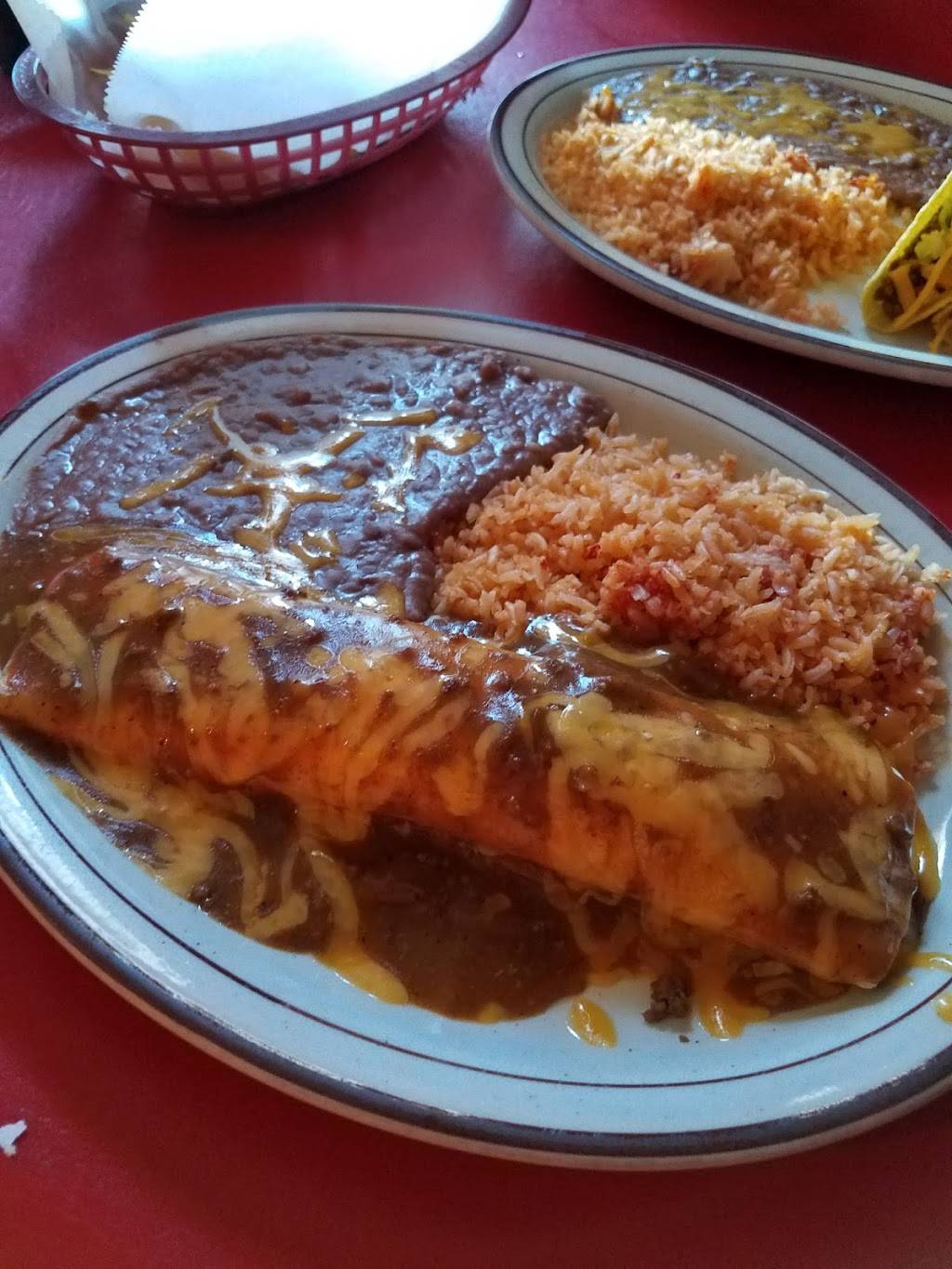 Poquito De Mexico | restaurant | 422 W Main St, Yukon, OK 73099, USA | 4053549902 OR +1 405-354-9902