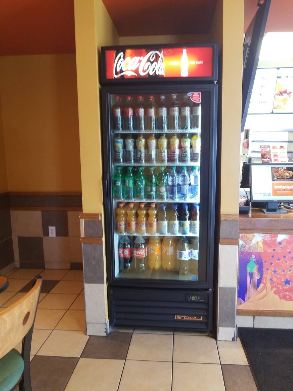 Popeyes® (Dufferin & Yorkdale) | restaurant | 3317 Dufferin St, Toronto, ON M6A 2T7, Canada | 6473434100 OR +1 647-343-4100