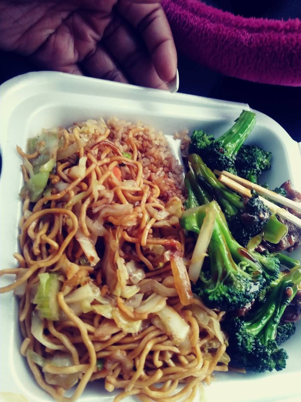 Panda Express | restaurant | 1170 W Renaissance Pkwy, Rialto, CA 92376, USA | 9093491001 OR +1 909-349-1001