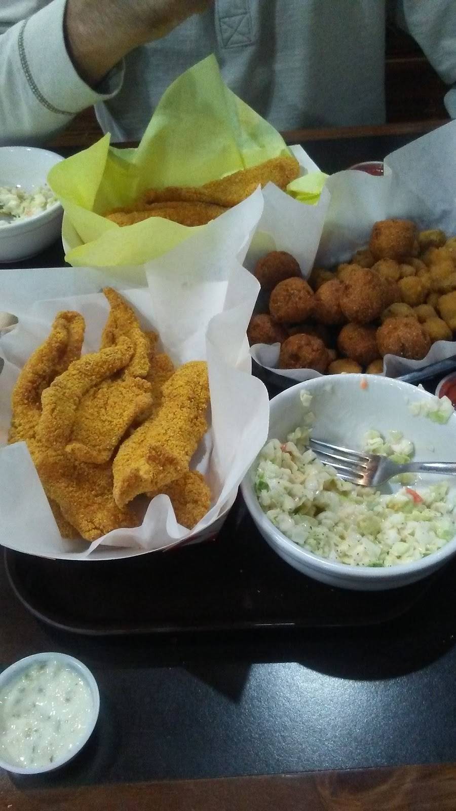 Doe Bellys | restaurant | 101 N Jackson St, Kaufman, TX 75142, USA | 9729324663 OR +1 972-932-4663