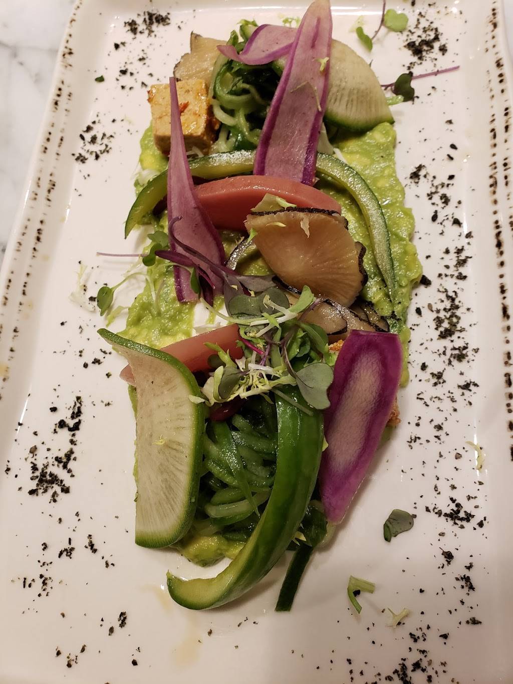 Fancy Radish | restaurant | 600 H St NE, Washington, DC 20002, USA | 2026758341 OR +1 202-675-8341