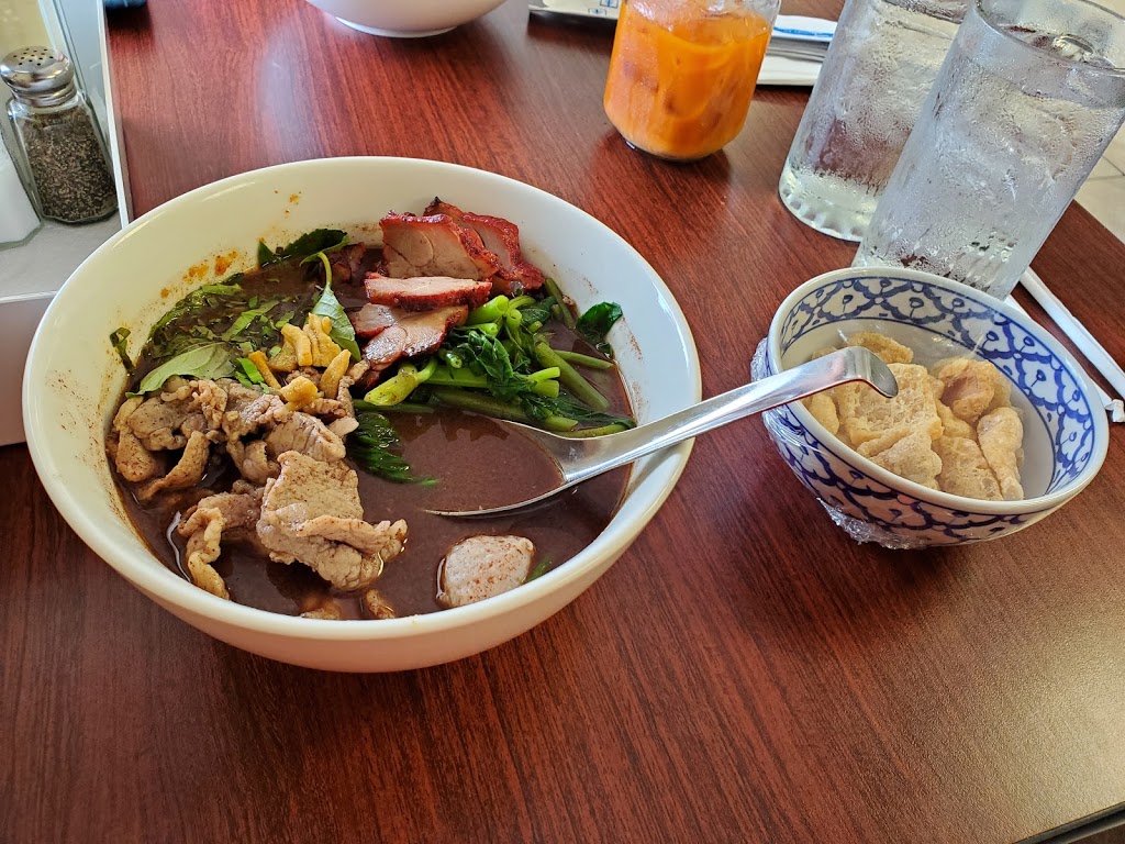 Pattis Kitchen thai street noodles | restaurant | 6527 Park Blvd N, Pinellas Park, FL 33781, USA | 7272894153 OR +1 727-289-4153