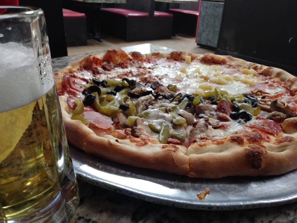 Leos Pizza | restaurant | 6720 Coral Way, Miami, FL 33155, USA | 3056614281 OR +1 305-661-4281