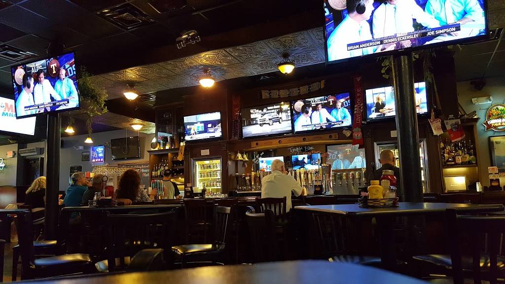 J Pfennys Sports Grill & Pub | meal takeaway | 215 E High St, Jefferson City, MO 65101, USA | 5736449999 OR +1 573-644-9999