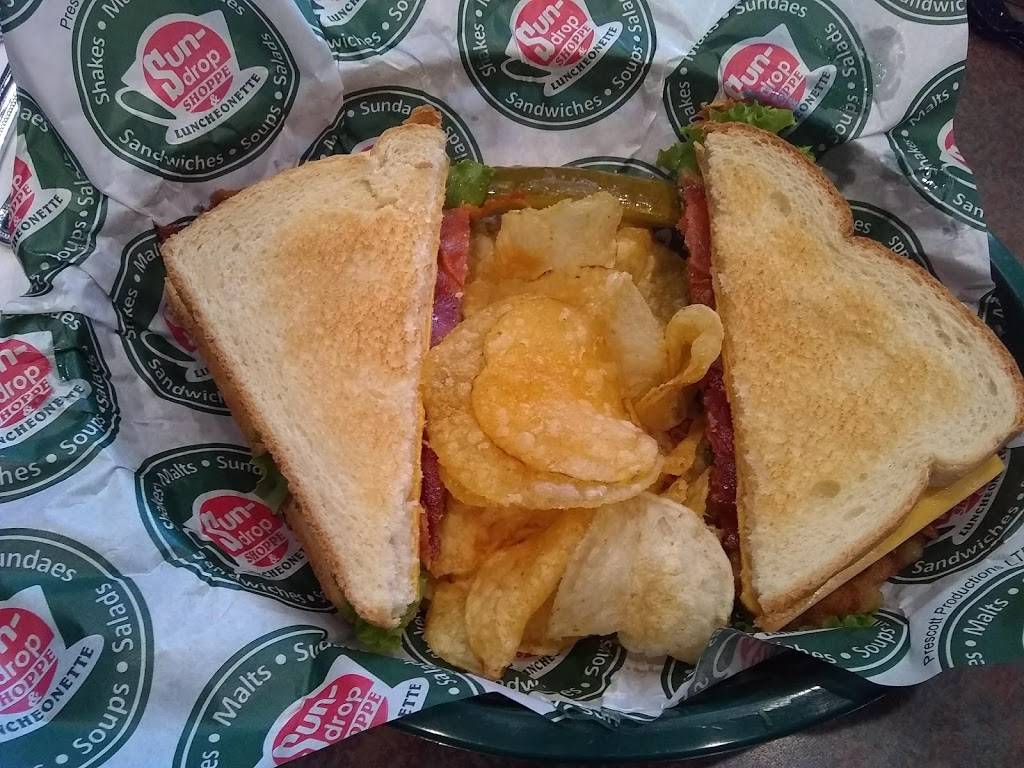 Sundrop Shoppe and Lunchonette | restaurant | 217 NW Atlantic St, Tullahoma, TN 37388, USA | 9312224270 OR +1 931-222-4270