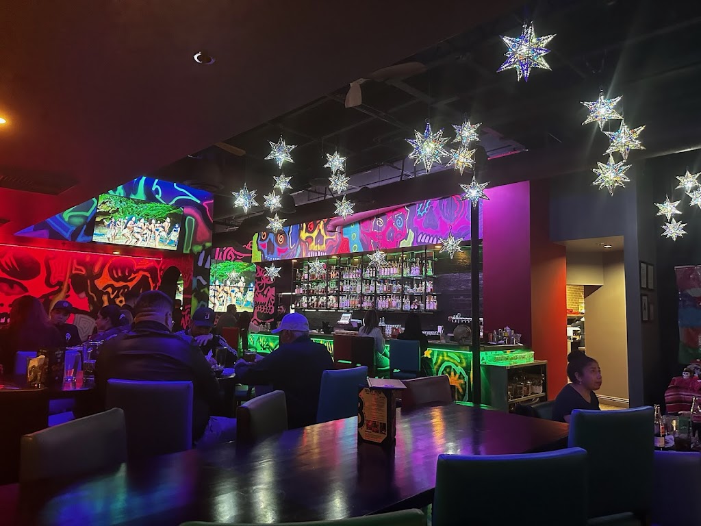 Kalaveras | restaurant | 1300 El Sobrante Rd, Corona, CA 92879, USA | 9512701930 OR +1 951-270-1930