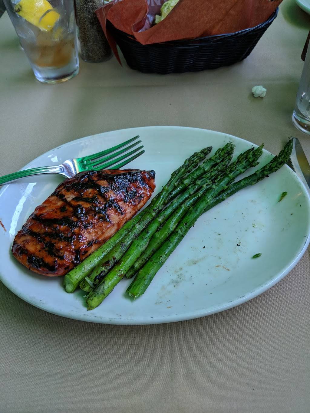 WR Restaurant and Caterer | restaurant | Valencia Marketplace, 25580 The Old Rd, Valencia, CA 91355, USA | 6612227565 OR +1 661-222-7565