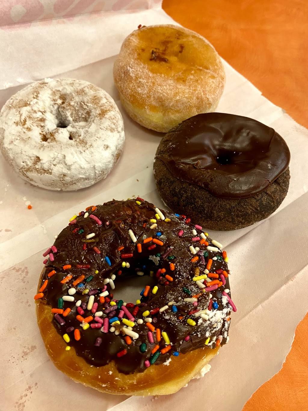 Dunkin | bakery | 8099 S Dixie Hwy, Miami, FL 33143, USA | 3053304357 OR +1 305-330-4357