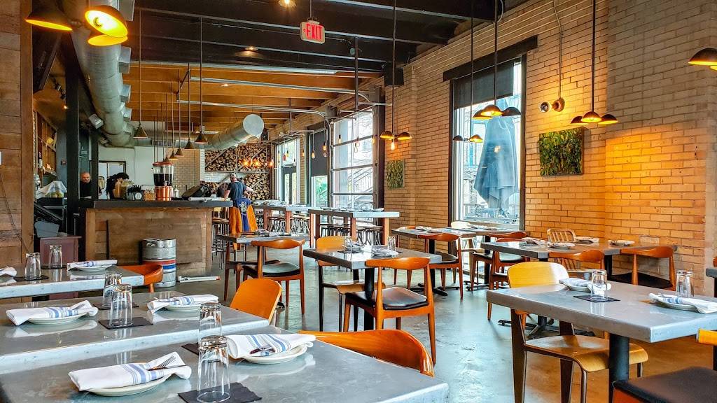 Stella Public House | restaurant | 1414 S Alamo St, San Antonio, TX 78210, USA | 2102777047 OR +1 210-277-7047