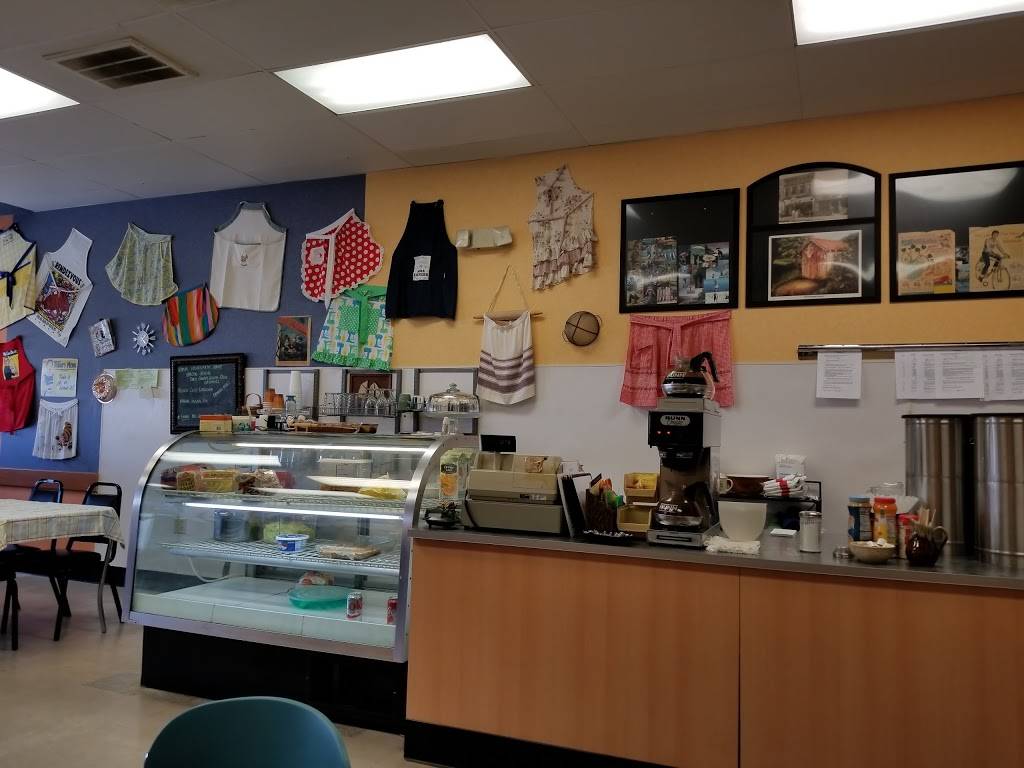 Apron Strings Diner | restaurant | 647 X St, Bedford, IN 47421, USA | 8126757154 OR +1 812-675-7154