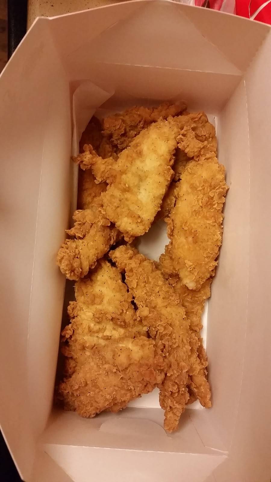 KFC | restaurant | 2118 N Galloway Ave, Mesquite, TX 75150, USA | 9722895739 OR +1 972-289-5739