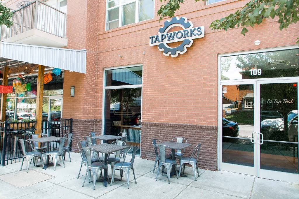 Tapworks | restaurant | 222 Glenwood Ave, Raleigh, NC 27603, USA | 9199770191 OR +1 919-977-0191