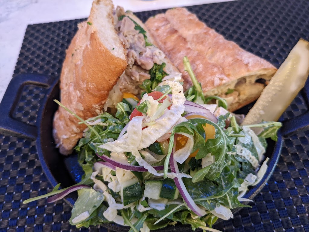 UnCommon Luncheonette | restaurant | 1028 N Garfield St, Arlington, VA 22201, USA | 5712100159 OR +1 571-210-0159