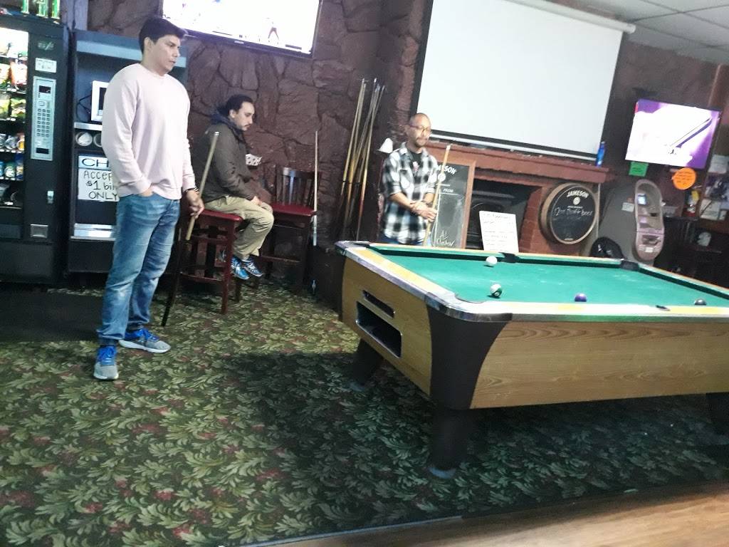 Evergreen Inn & Pub | restaurant | 3273 S White Rd, San Jose, CA 95148, USA | 4082388846 OR +1 408-238-8846