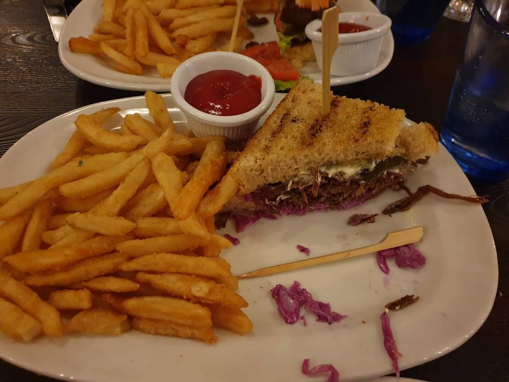 Citron & Rose Tavern | restaurant | 261 Montgomery Ave #2814, Bala Cynwyd, PA 19004, USA | 6102577577 OR +1 610-257-7577