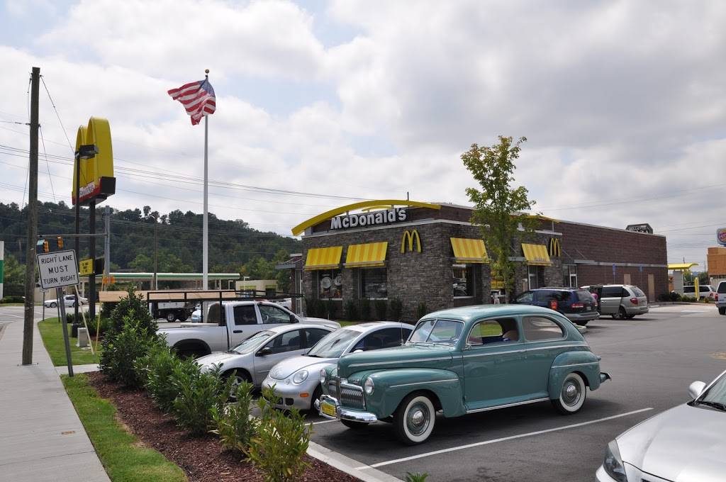 McDonalds | cafe | 7010 Hwy 70 S, Nashville, TN 37221, USA | 6156622545 OR +1 615-662-2545