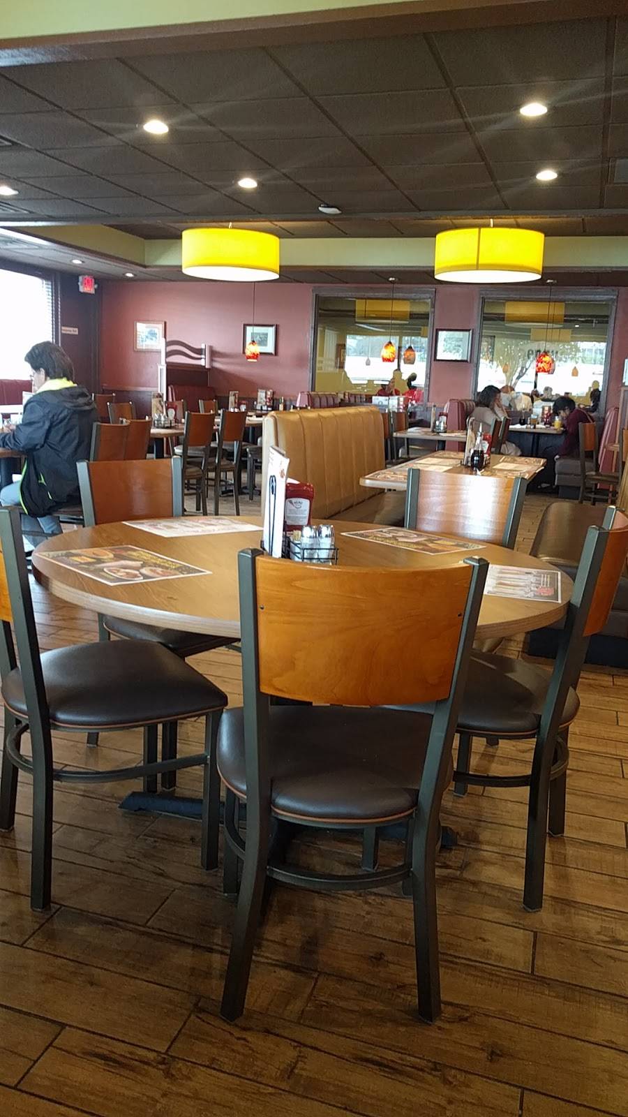 Dennys | restaurant | 9550 W IH 10, San Antonio, TX 78230, USA | 2105930343 OR +1 210-593-0343