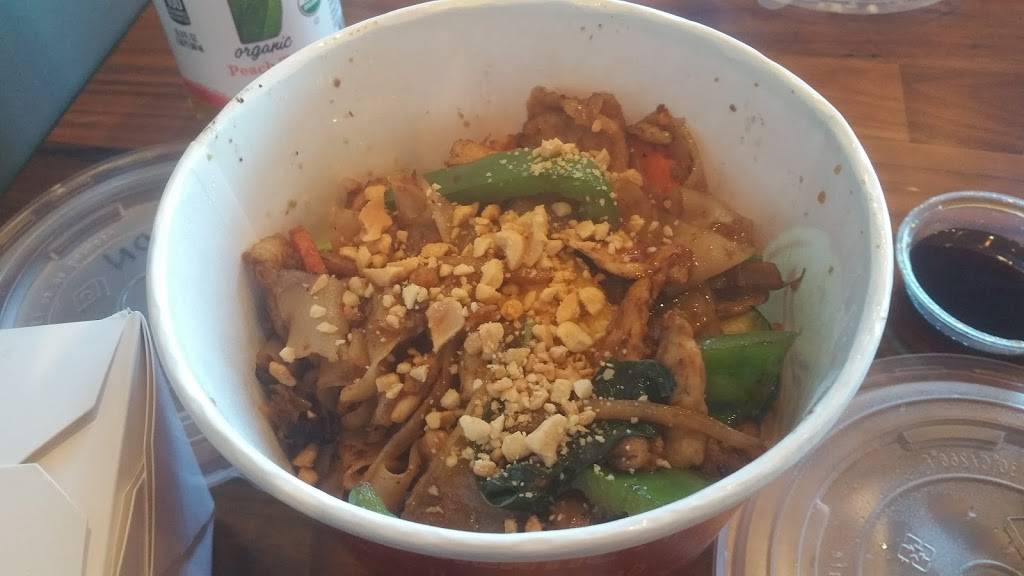 Thai Chili 2go | restaurant | 2750 W Dove Valley Rd Ste 180, Phoenix, AZ 85085, USA | 4805668065 OR +1 480-566-8065