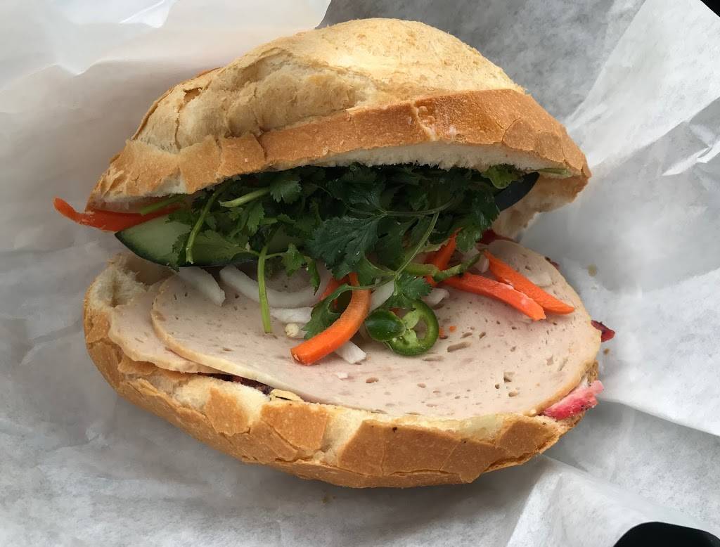 Saigon Sandwich & Bakery | restaurant | 718 Valley Blvd, San Gabriel, CA 91776, USA | 6262886475 OR +1 626-288-6475