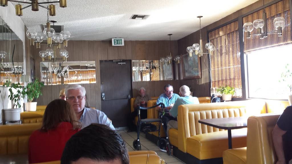 Douglas Drive In Restaurant | restaurant | 13475 Telegraph Rd, Whittier, CA 90605, USA | 5629440641 OR +1 562-944-0641