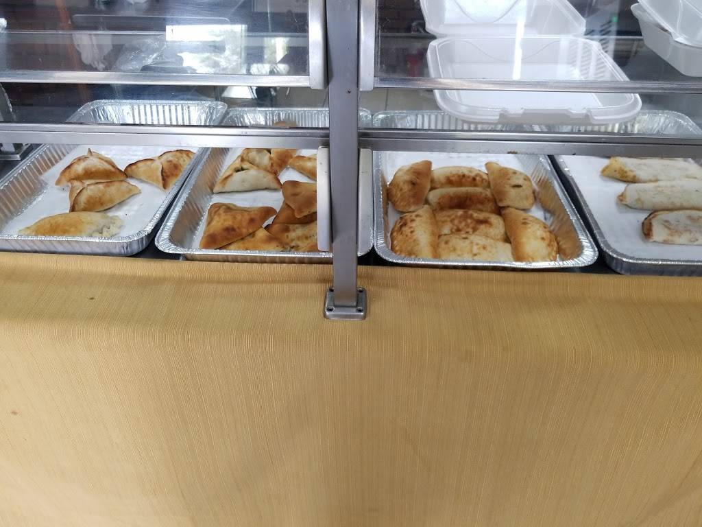 Golden Bakery | restaurant | 12822 N 56th St, Temple Terrace, FL 33617, USA | 8139885856 OR +1 813-988-5856