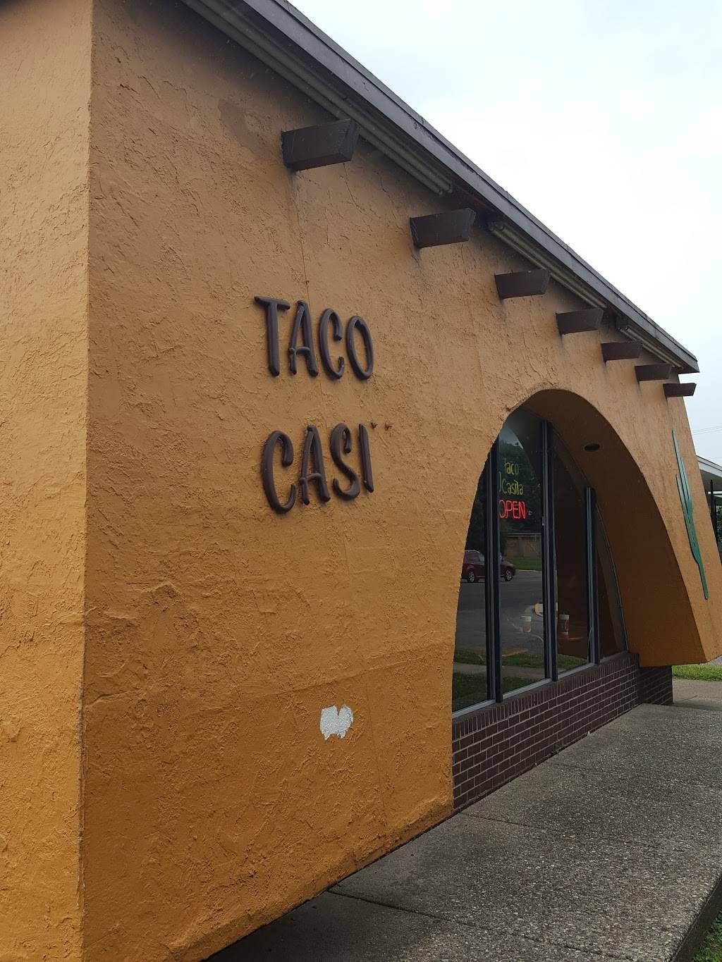 Taco Casita | restaurant | 2001 Wabash Ave, Terre Haute, IN 47807, USA | 8122324439 OR +1 812-232-4439