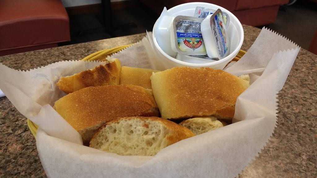 Schianos Italian Restaurant | restaurant | 112 W Market St, Berrysburg, PA 17005, USA | 7173621389 OR +1 717-362-1389