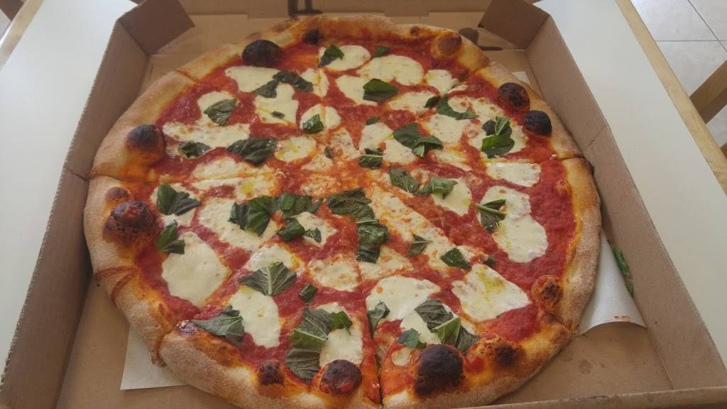 Il Glottone Bistro & Pizzeria | restaurant | 412 NJ-71, Spring Lake, NJ 07762, USA | 7322820166 OR +1 732-282-0166