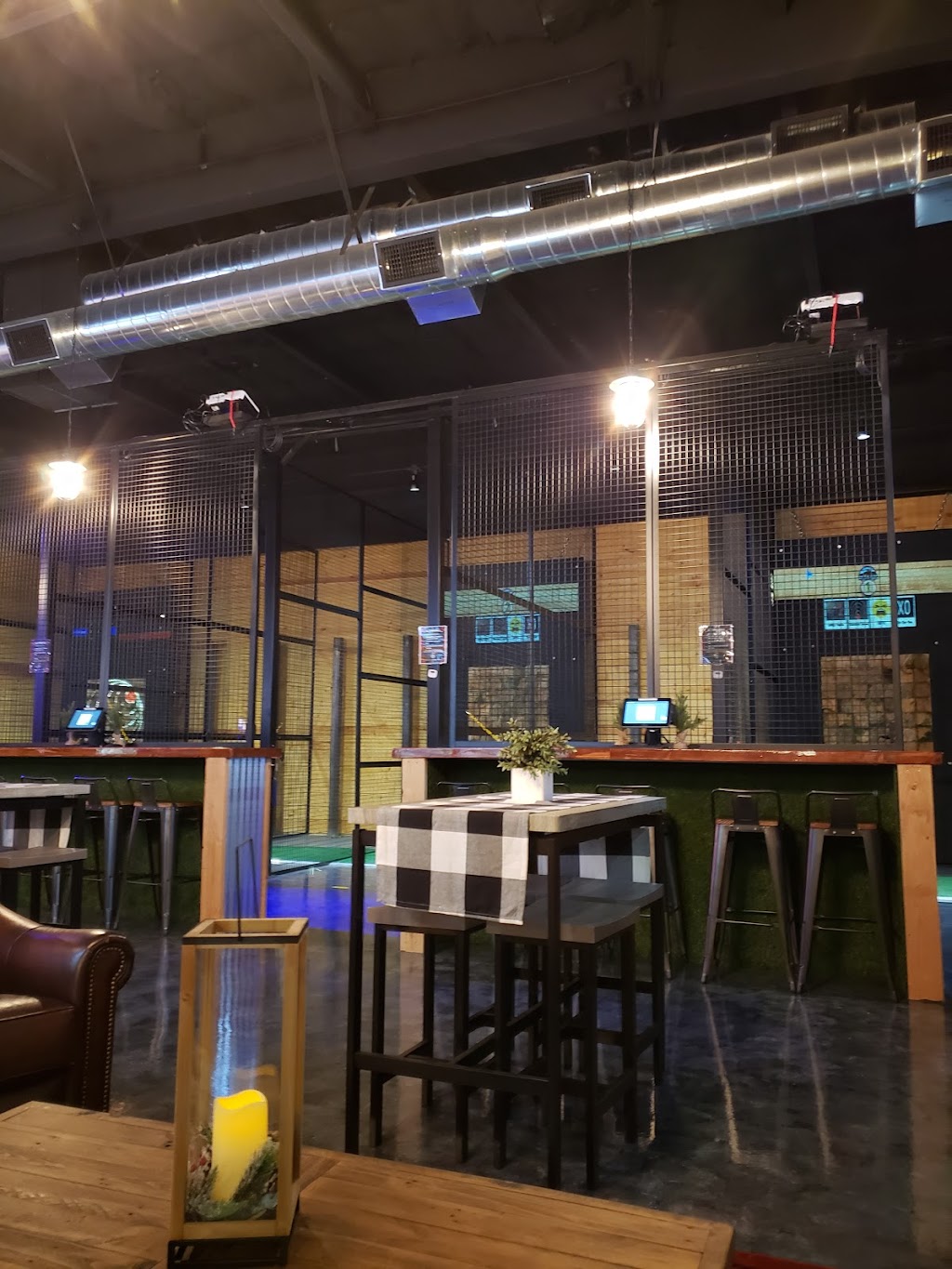 Limitless Axes & Ales | restaurant | 1809 Santa Rita Rd # A, Pleasanton, CA 94566, USA | 9252180700 OR +1 925-218-0700