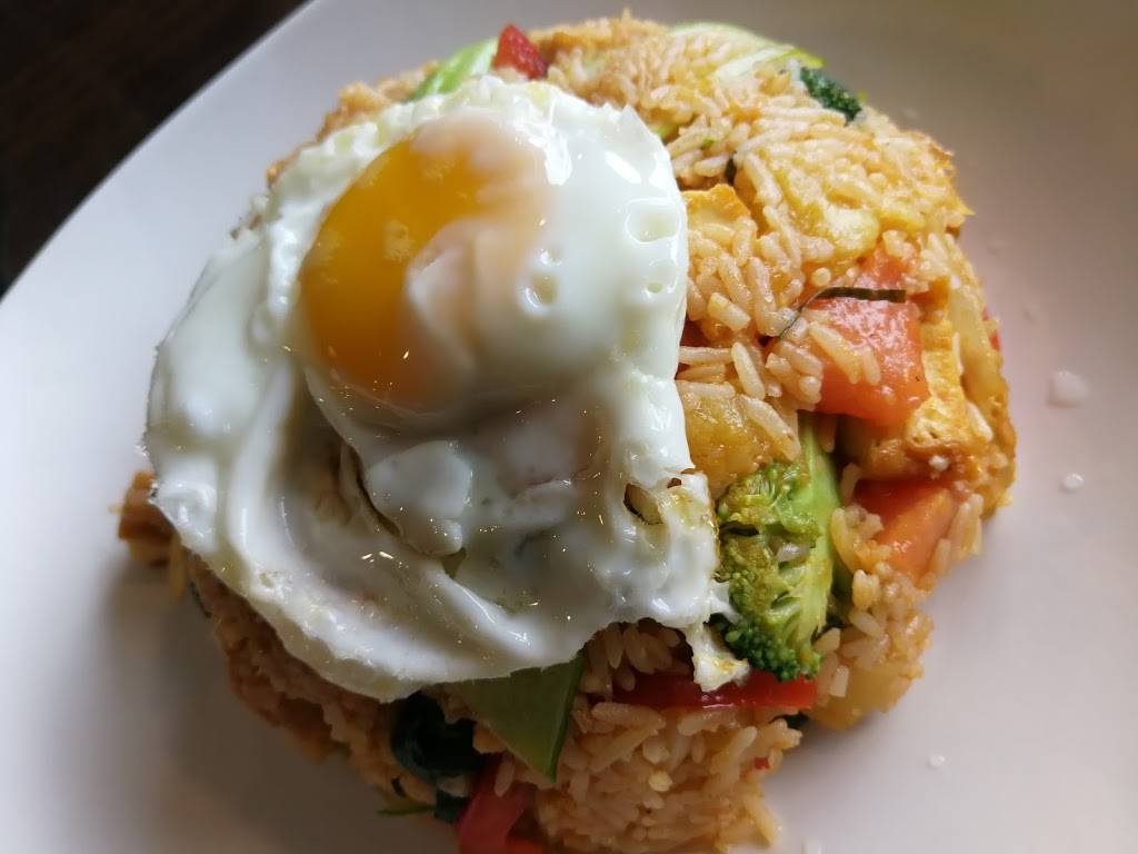 Lotus Thai & Vietnamese Cuisine | restaurant | 280 Mud St W, Stoney Creek, ON L8J 3Z6, Canada | 9055611888 OR +1 905-561-1888