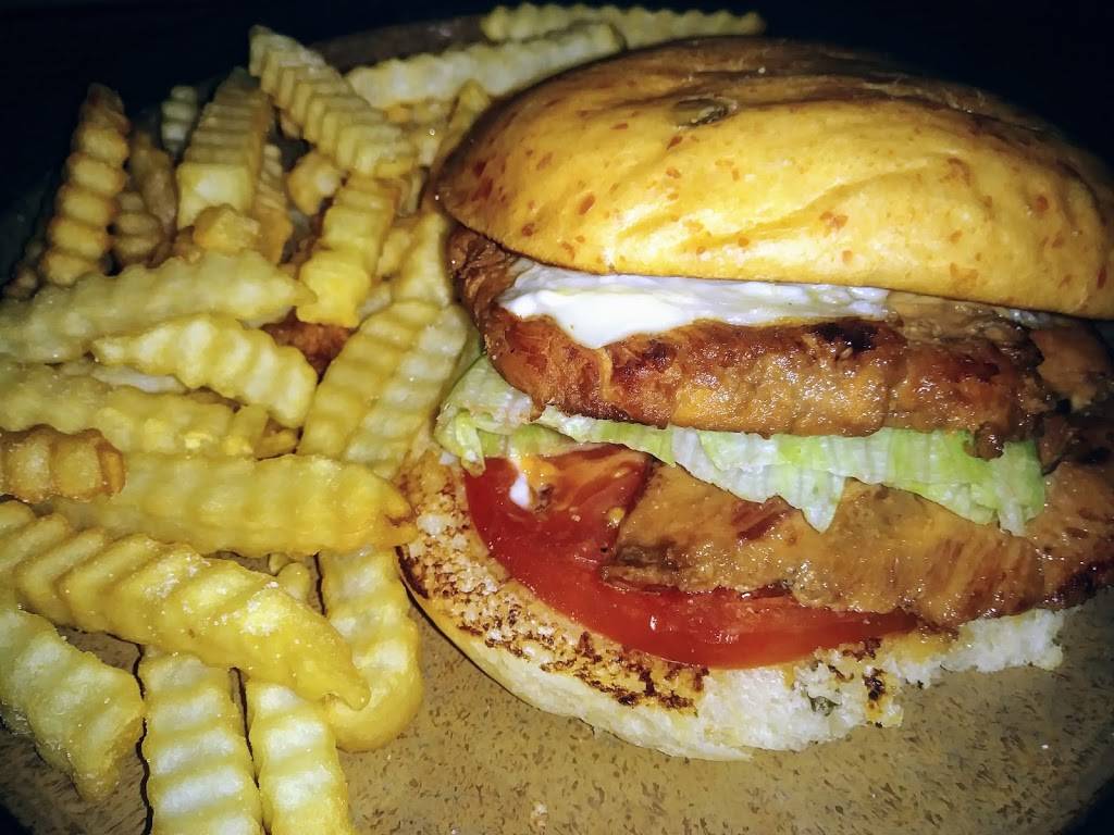 Dairy Bar | restaurant | 202 Plantation Dr, Lake Jackson, TX 77566, USA | 9792973256 OR +1 979-297-3256