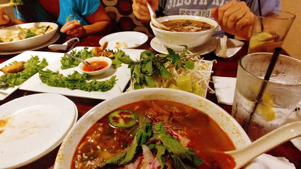 Pho 101 NOODLE HOUSE | restaurant | 6125 S Tamiami Trail, Sarasota, FL 34231, USA | 9419240039 OR +1 941-924-0039