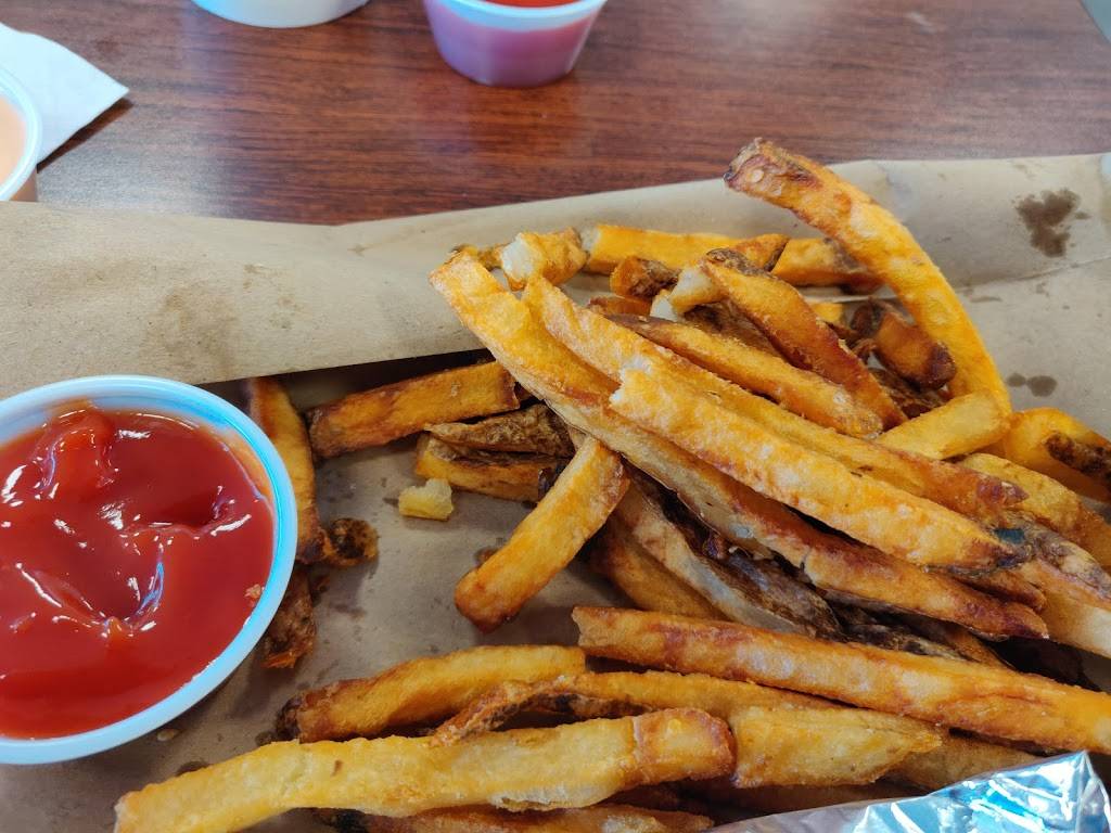 Nancy Jos Burgers And Fries | restaurant | 692 Lancaster Dr NE, Salem, OR 97301, USA | 5039907827 OR +1 503-990-7827